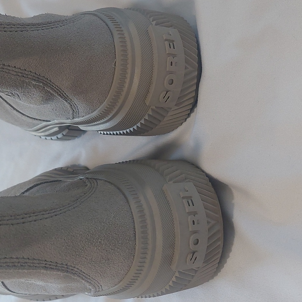 Sorel Ona Ave Chelsea Ankle Boots .Size 8 .Waterproof .Gray - Picture 3 of 12